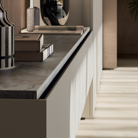 Выступающая столешница